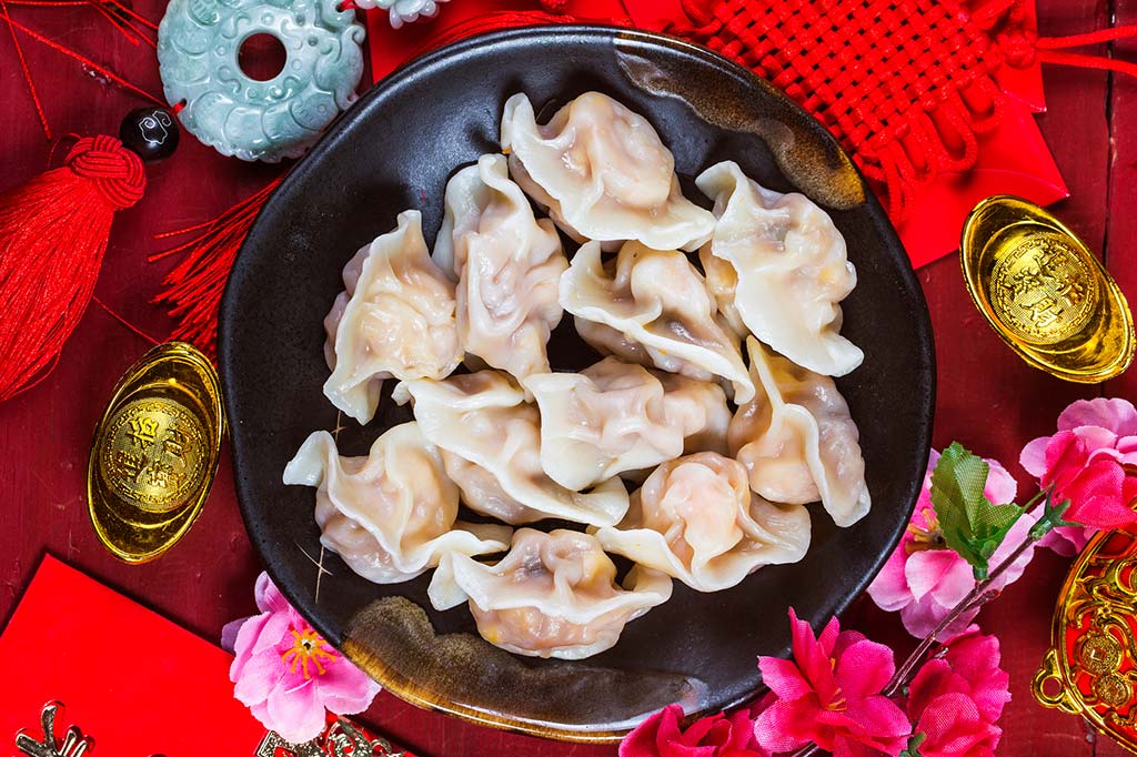 Des raviolis, également appelés jiǎozi, pour le repas du Nouvel An chinois